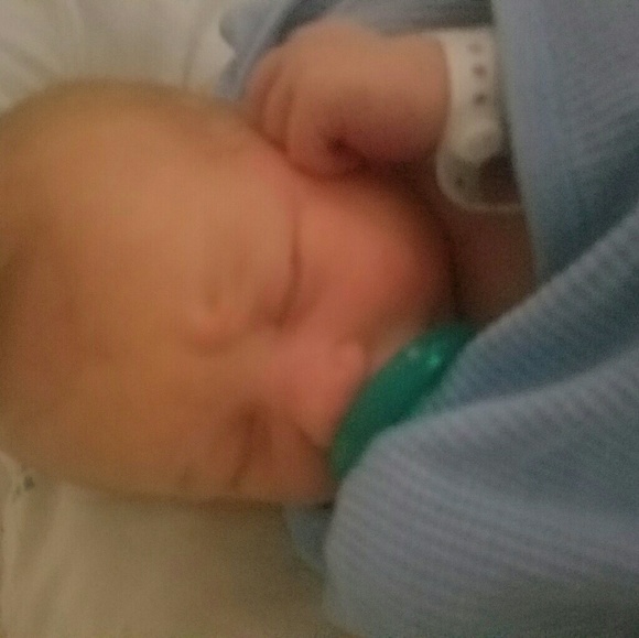 Meet your Posher, Desi 💕 - Picture 5 of 5